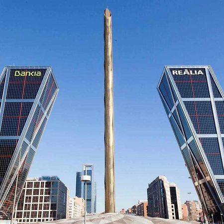 Apartamento Lujo Castellana Chamartin Apartment Madrid Bagian luar foto
