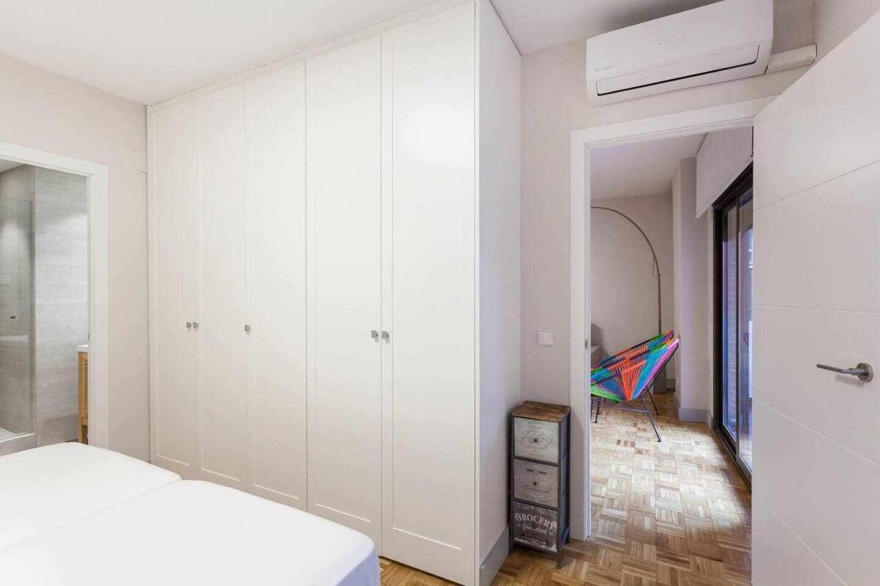 Apartamento Lujo Castellana Chamartin Apartment Madrid Bagian luar foto
