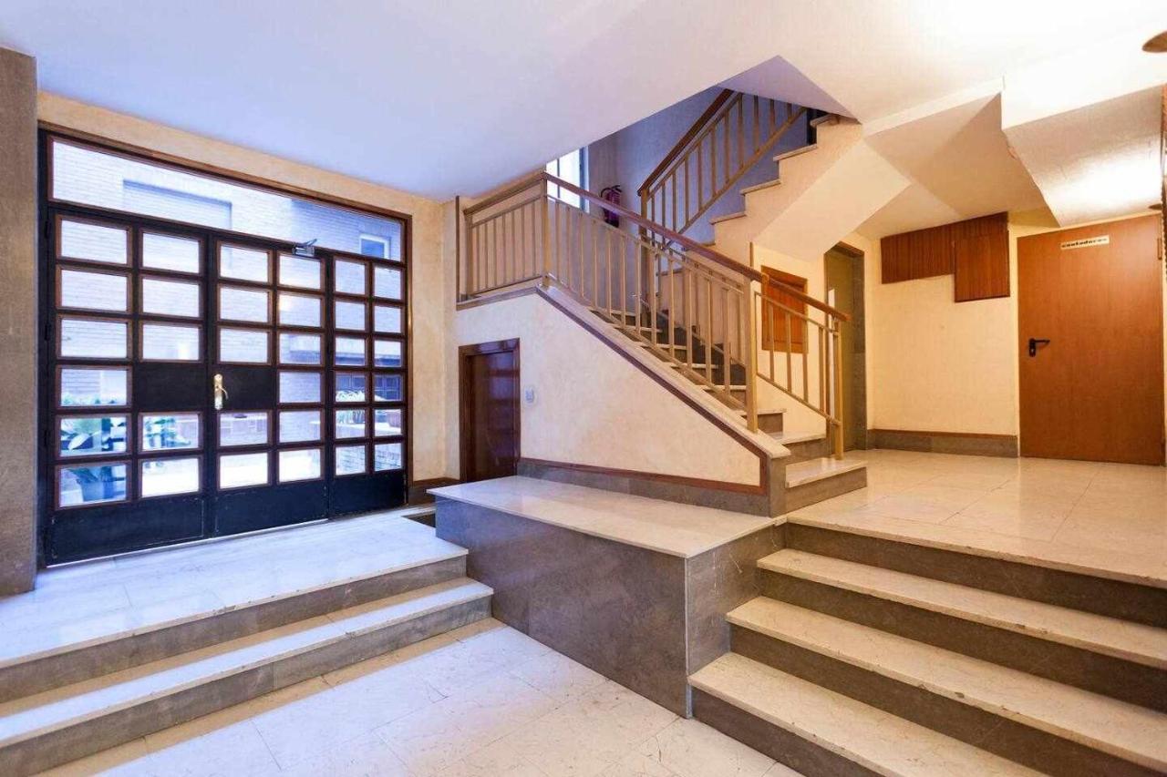 Apartamento Lujo Castellana Chamartin Apartment Madrid Bagian luar foto