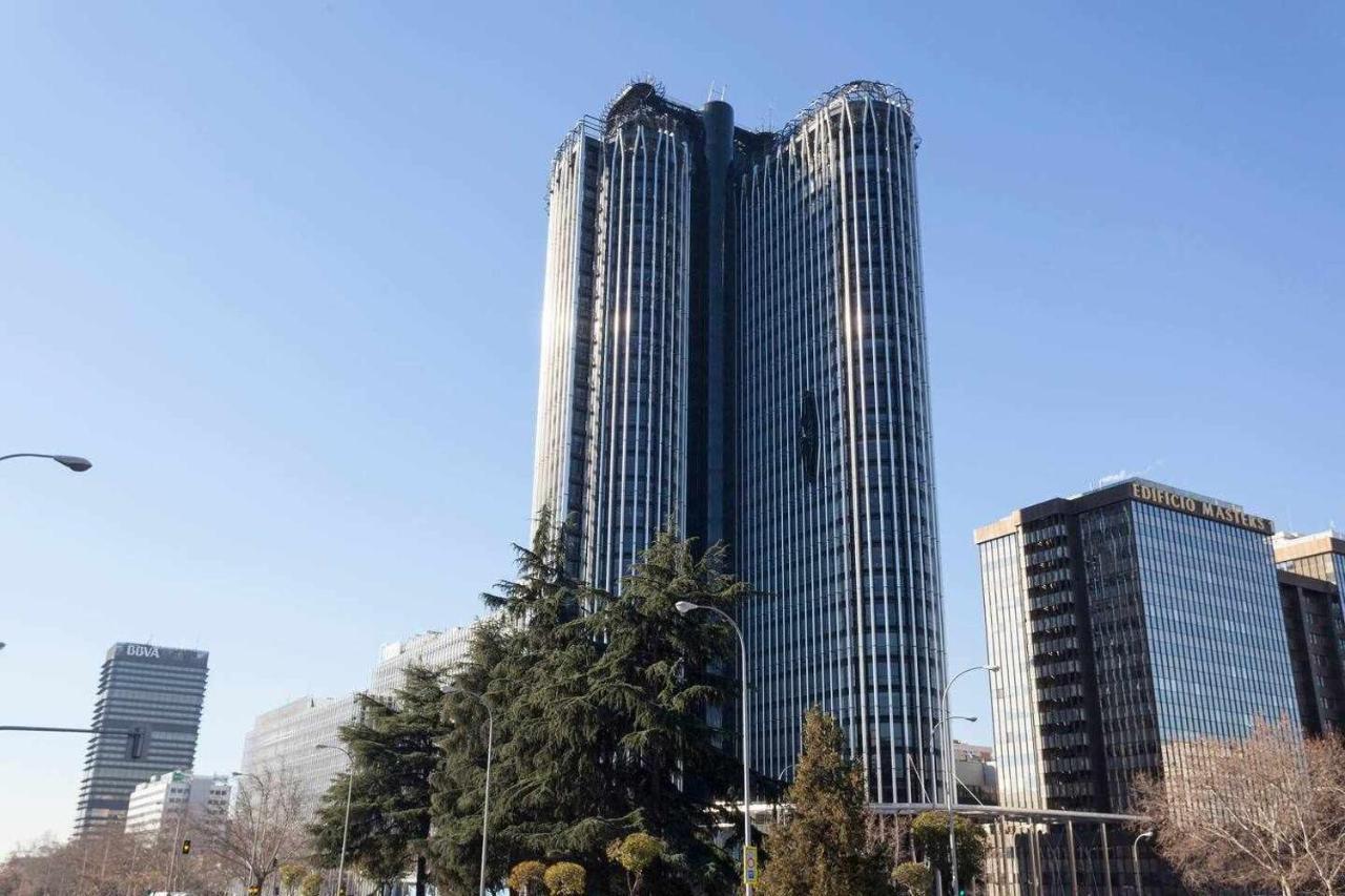 Apartamento Lujo Castellana Chamartin Apartment Madrid Bagian luar foto